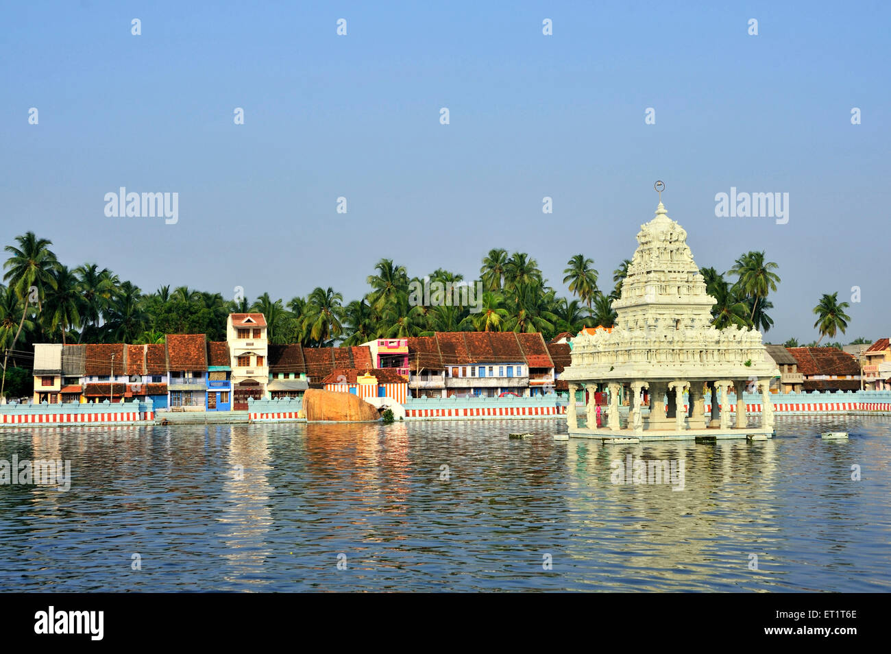 Water tank at thanumalayan temple at suchindram tamil nadu india Asia Stock Photo