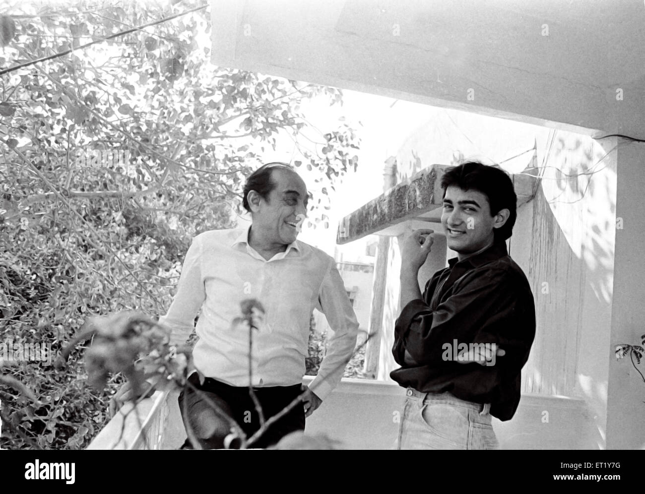 Indian Bollywood actor Aamir Khan and Tahir Hussain bandra mumbai  Maharashtra India Asia Stock Photo - Alamy