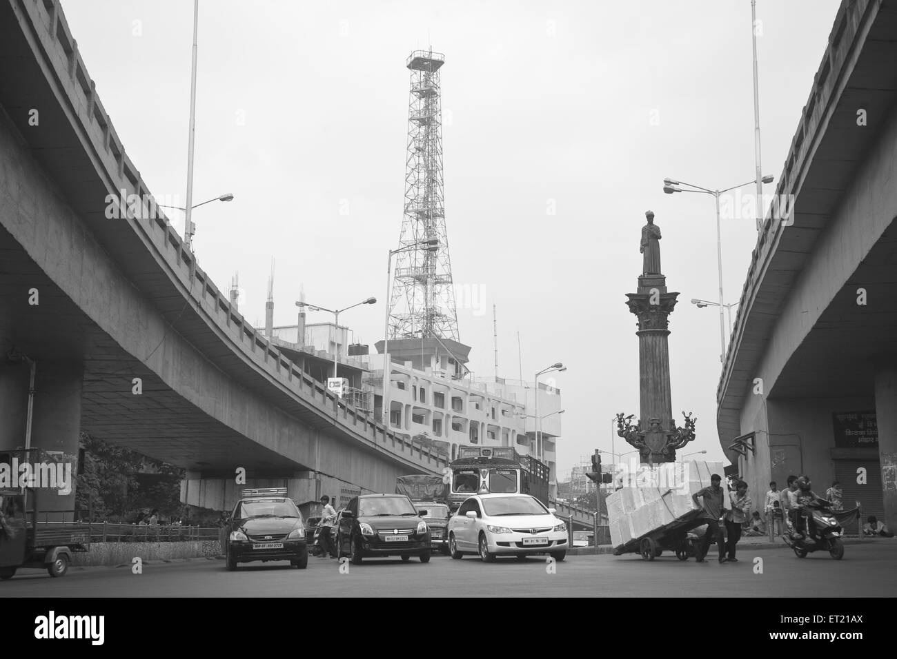 Khada parsi statue and fir Station at patil flyover at Abdul Hamid Ansari Chowk ; Clare road ; Byculla ; Mumbai Stock Photo