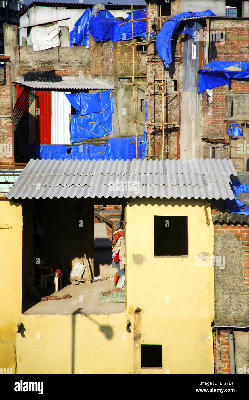 Slum ; Behram Naupada ; Anant Kanekar Marg ; Bandra ; Bombay Mumbai ; Maharashtra ; India 17 September 2009 Stock Photo