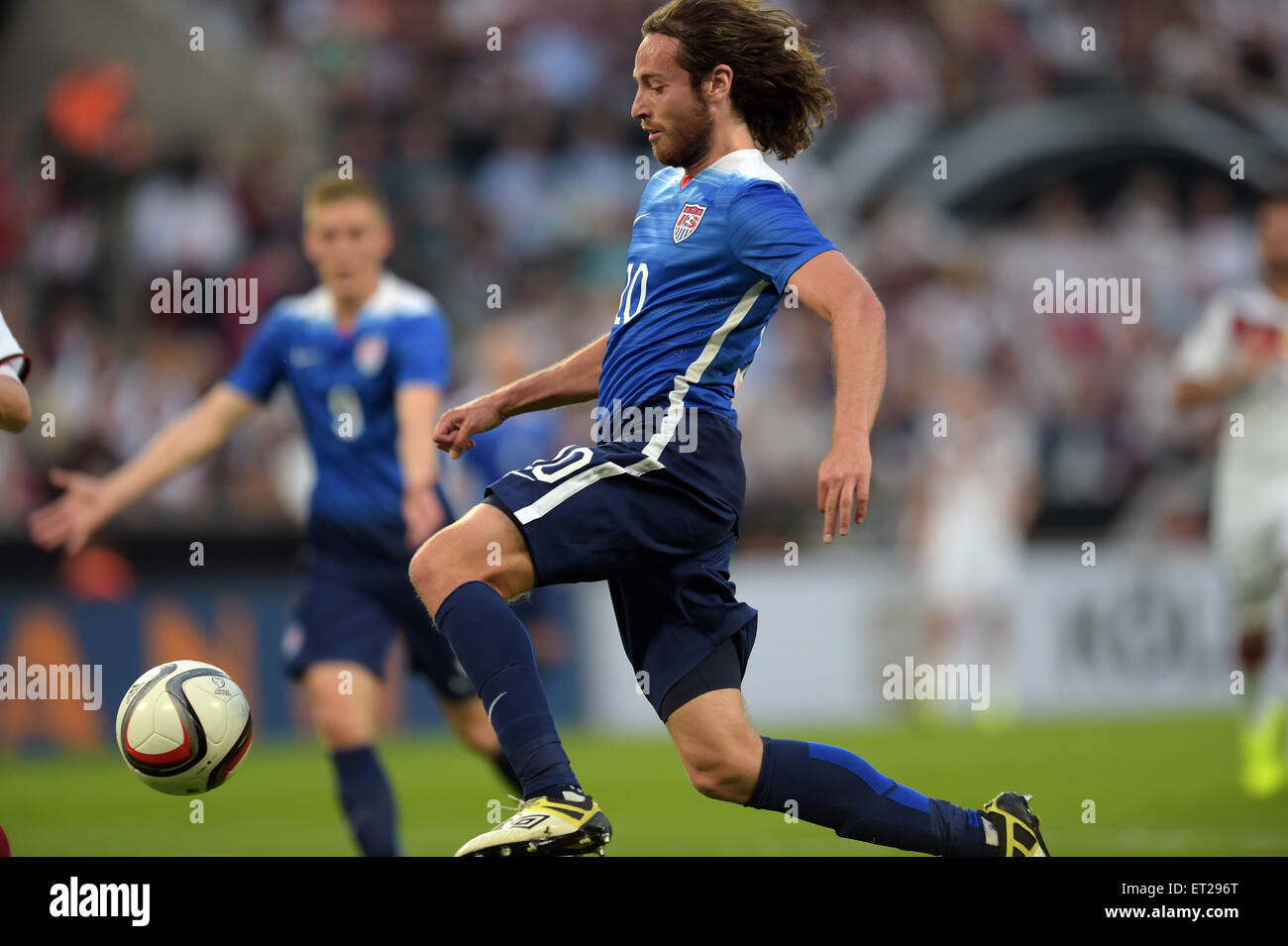 Cologne, Germany. 10th June, 2015. The USA's Mix Diskerud in action during the international soccer match between Germany and the USA in the RheinEnergie Stadium in Cologne, Germany, 10 June 2015. Photo: Federico Gambarini/dpa/Alamy Live News Stock Photo
