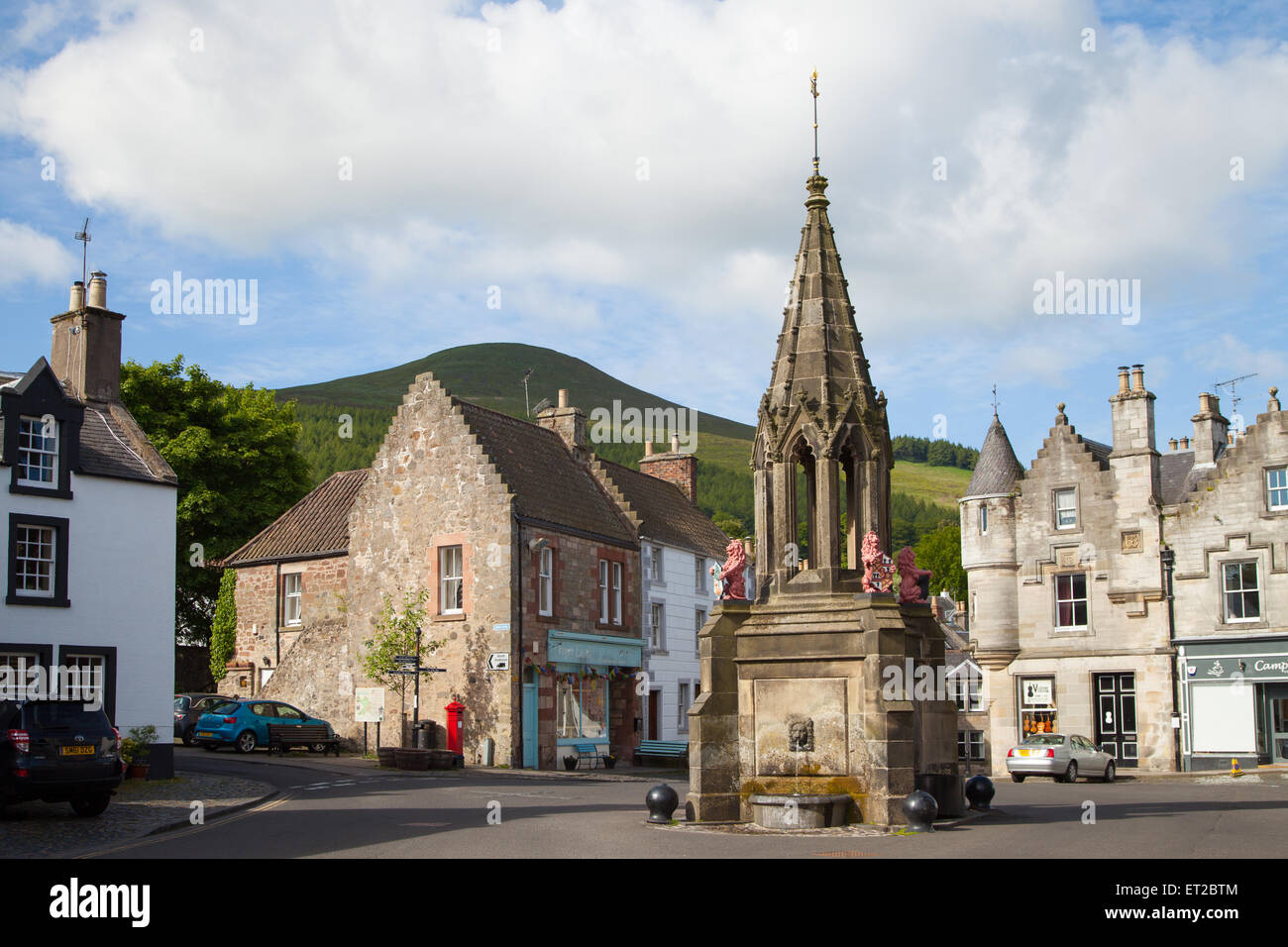Bruce Fountain in the Village of Falkland, Kingdom of Fife Scotland Stock Photo Alamy