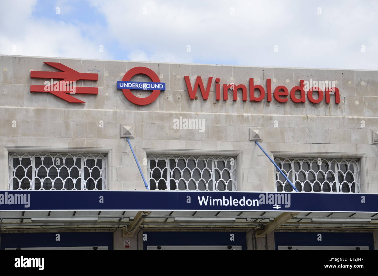 South wimbledon station hires stock photography and images Alamy