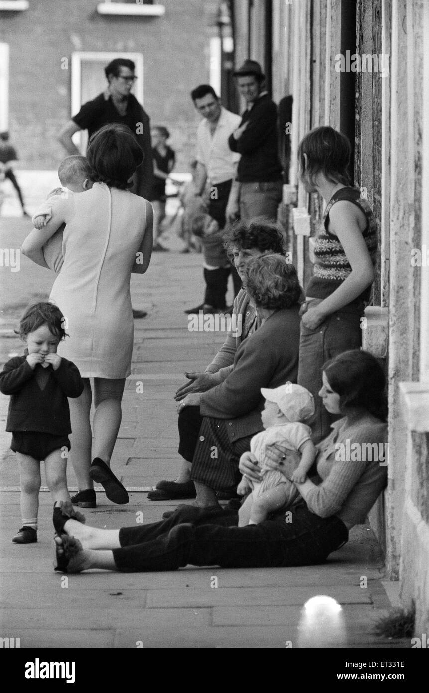 1970 Ireland High Resolution Stock Photography and Images Alamy