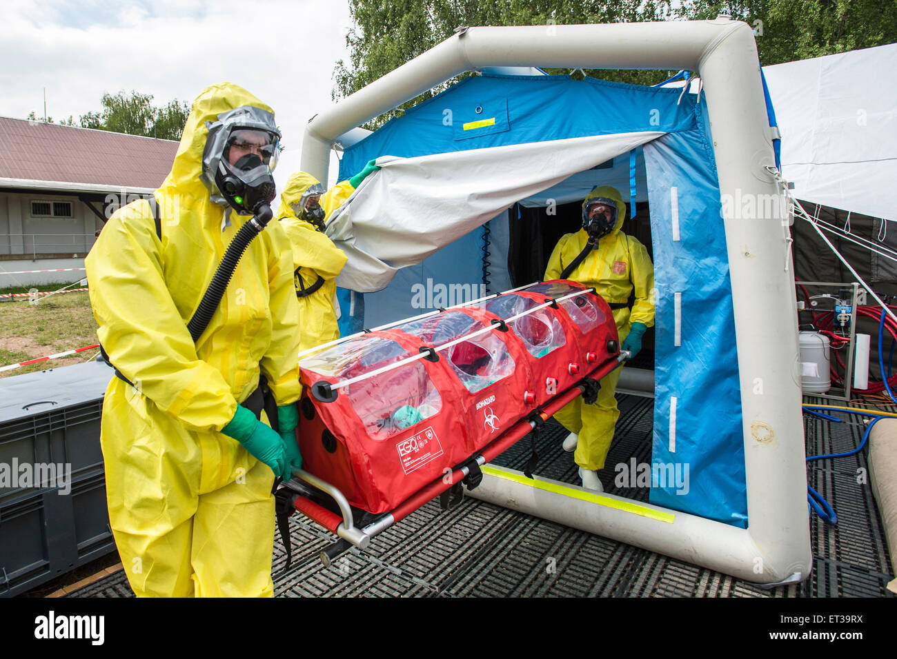 Hradec Kralove, Czech Republic. 11th June, 2015. The multinational military medical exercise Vigorous Warrior 2015, in which 350 military medics from 15 countries practicing mutual cooperation continues in Hradec Kralove, Czech Republic, June 11, 2015. © David Tanecek/CTK Photo/Alamy Live News Stock Photo