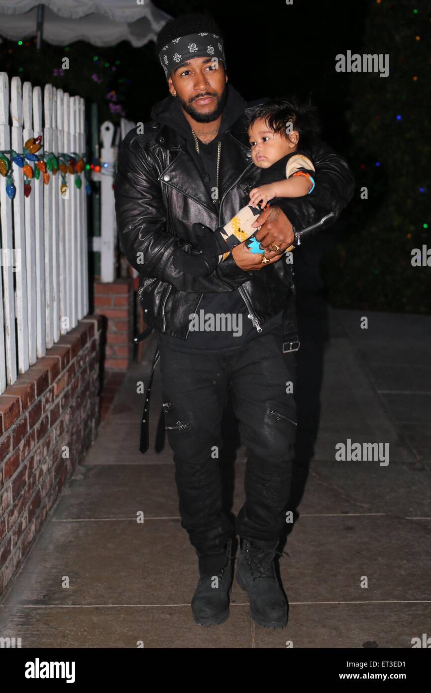 Omarion Has Dinner With His Son Megaa At The Ivy On Robertson Stock Photo Alamy Omarion Has Dinner With His Son Megaa At The Ivy On Robertson Stock Photo Alamy