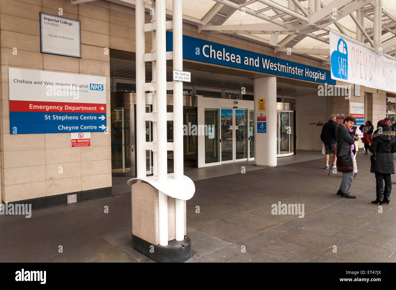 Chelsea and Westminster Hospital NHS Foundation Trust entrance Stock Photo