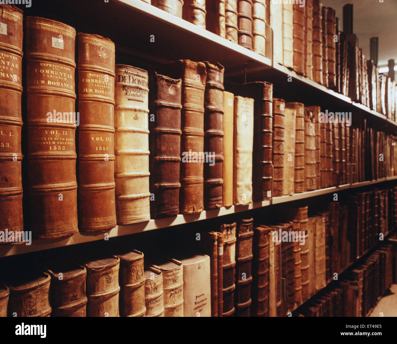 Hamburg, Germany, Shelves with old books Stock Photo Alamy