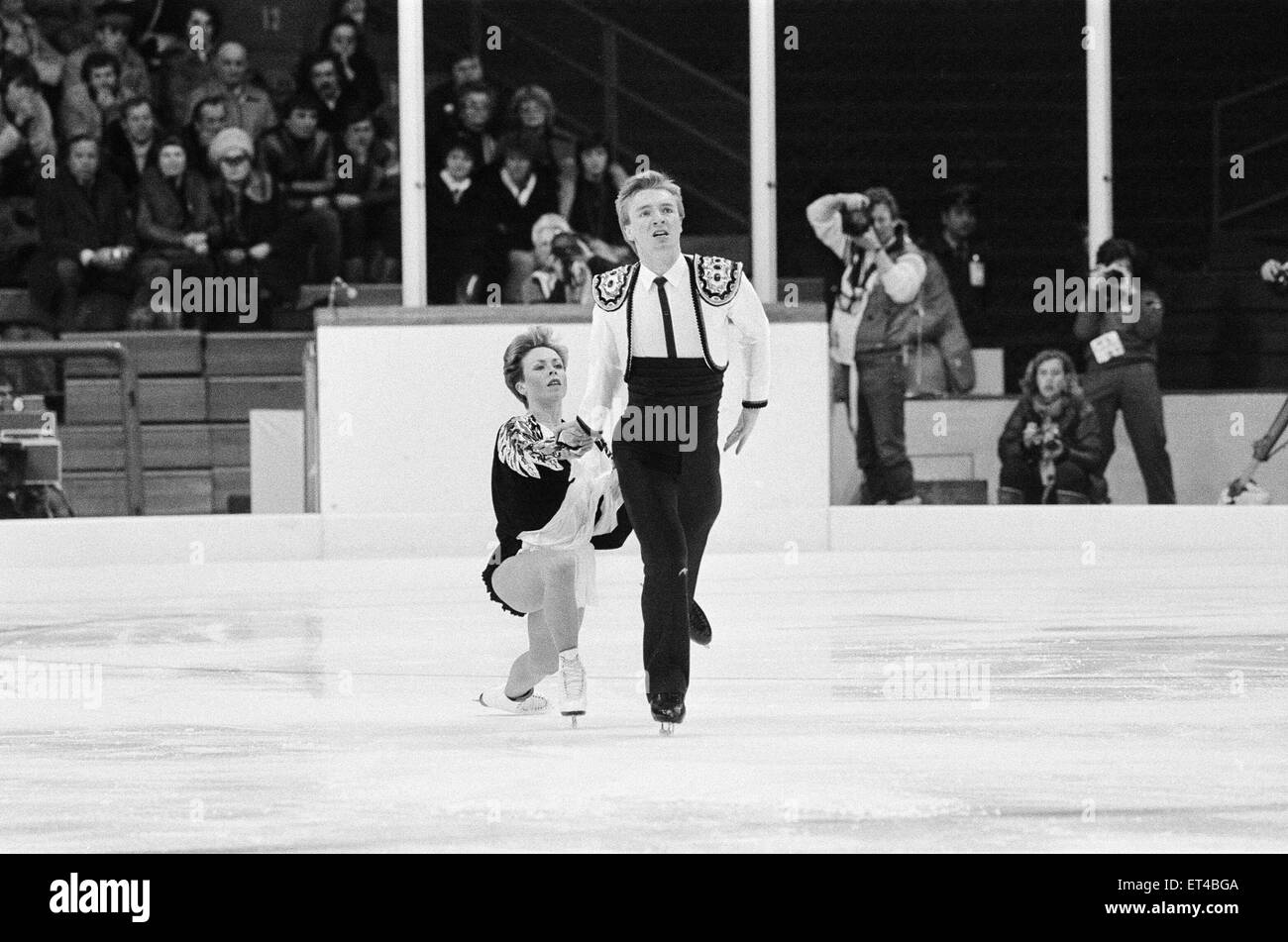 1984 Winter Olympics, 12th February 1984. Figure skating, Fourth Round, Zetra Stadium, Sarajevo, Yugoslavia. Jayne Torvill and Christopher Dean perform their Paso Doble routine. Stock Photo