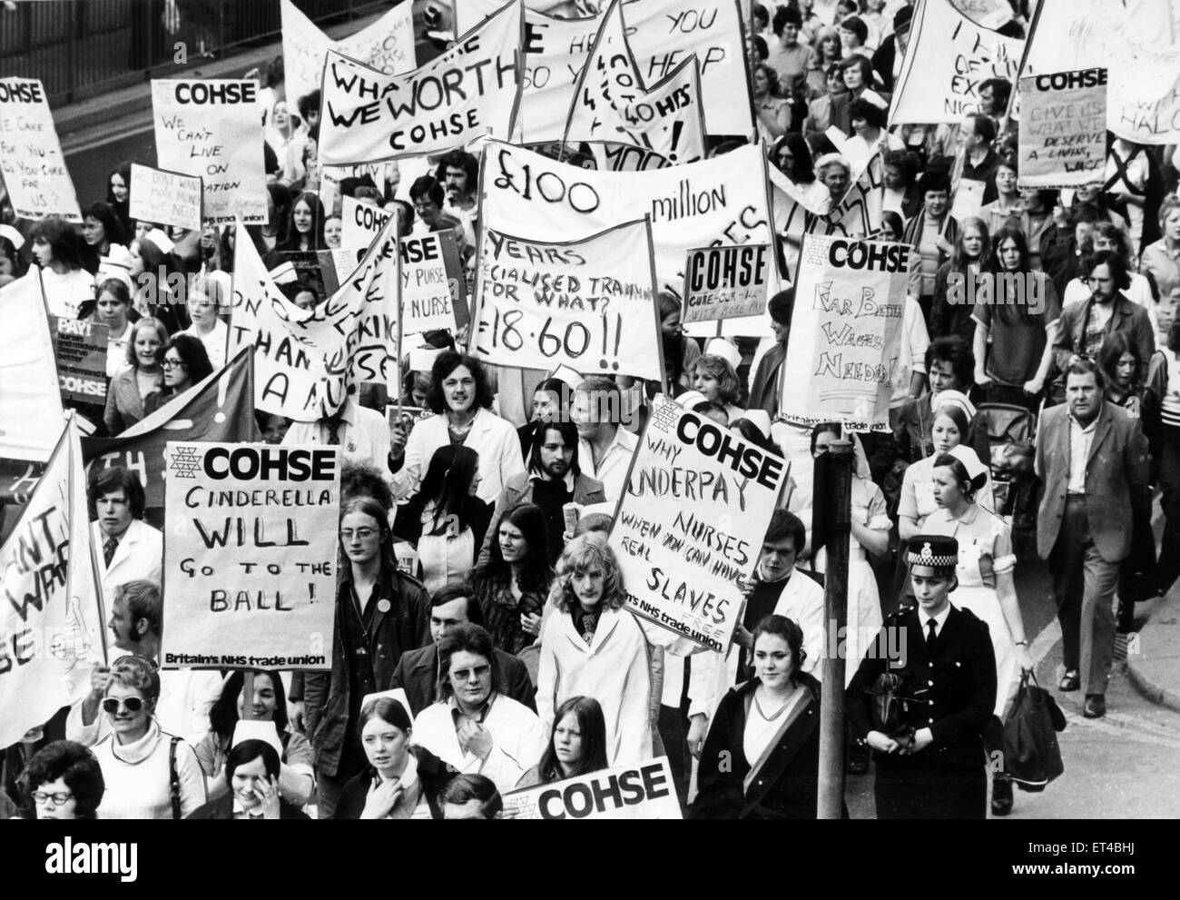 Nurses Protest march about Wages, Grainger Street, Newcastle, 18th May 1974. CINDERELLA WILL GO TO THE BALL. FAR BETTER WAGES NEEDED. Stock Photo