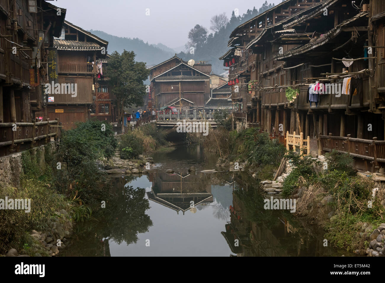 Dong village scene by the Nanjiang River, Zhaoxing Dong Village, Guizhou Province, China Stock Photo