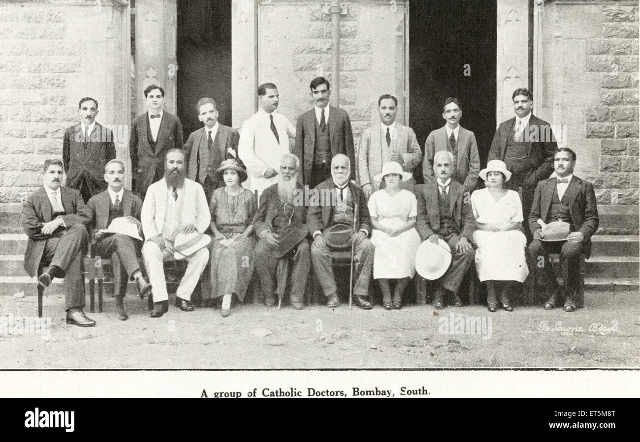 Catholic community ; Catholic Doctors ; Bombay ; Mumbai ; Maharashtra ; India ; Asia ; Asian ; Indian ; old vintage 1900s picture Stock Photo