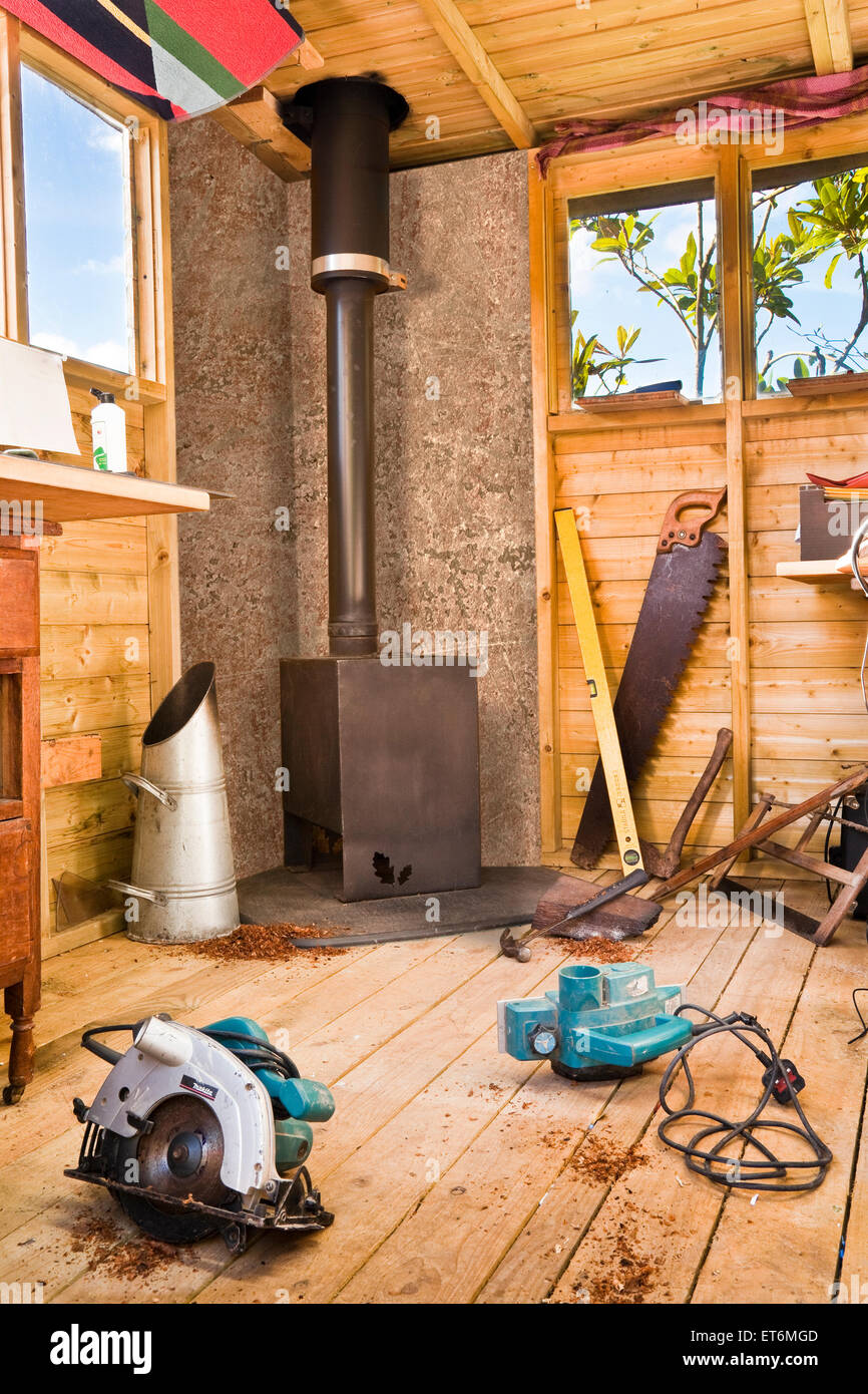 Sawdust Stove Design