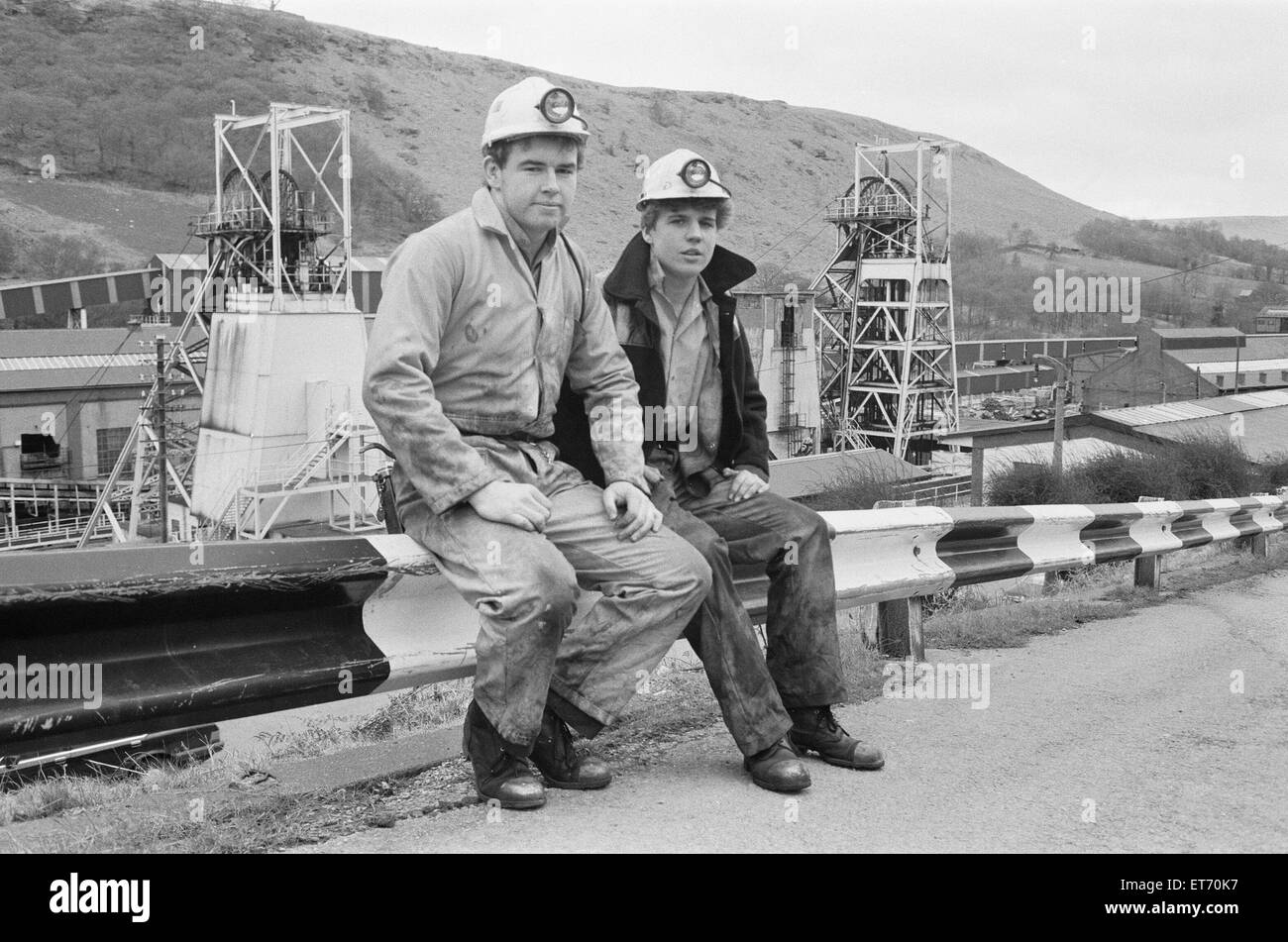 Coal miners Phillip Jenkins (left) and Chris Lee seen here at the Taff Merthyr Colliery, South Wales. 23rd March 1983 Stock Photo