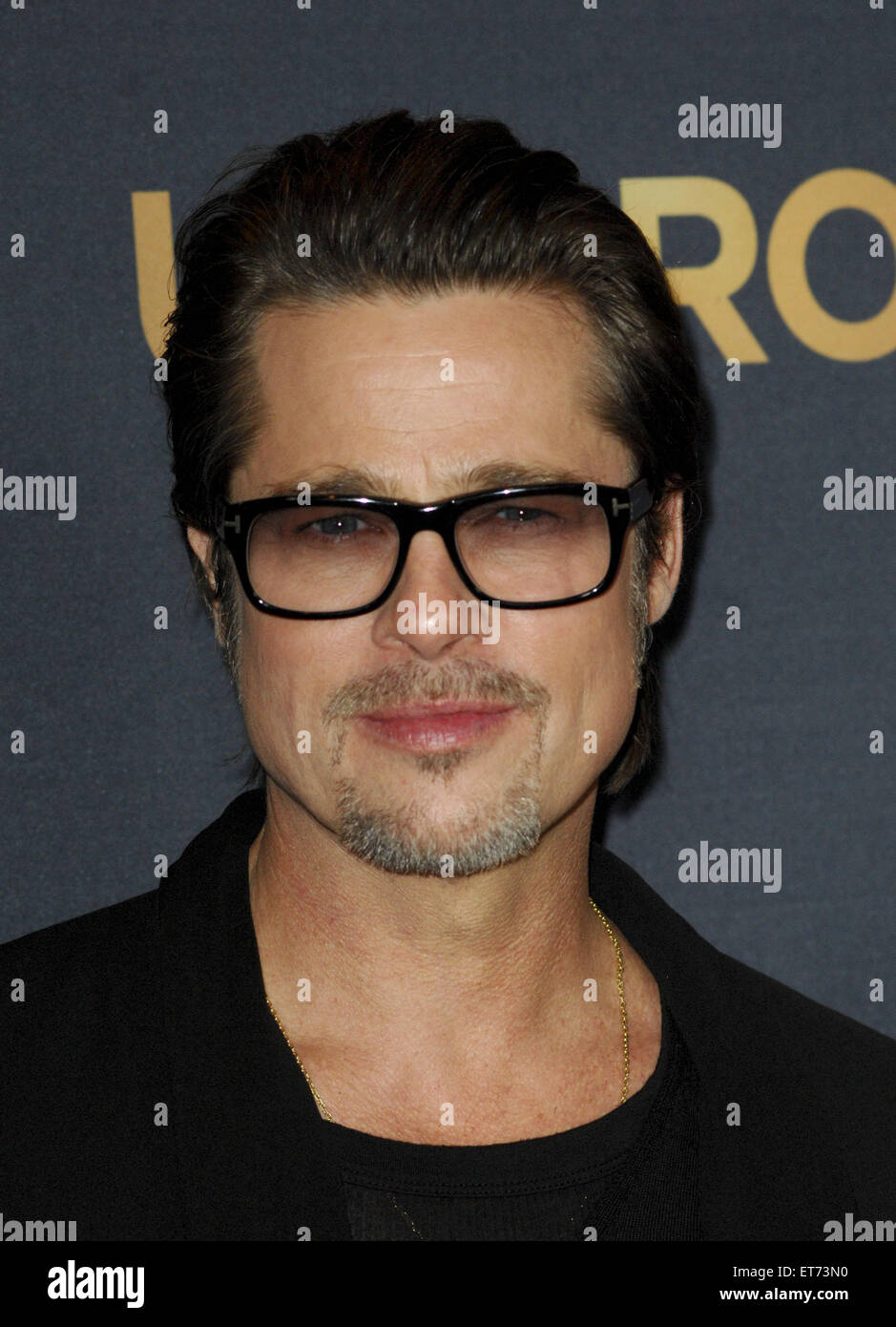 Знаменитости которые родились 21 сентября. Леонардо ди каприо актер. Известные люди которые родились 25 июля. Люди которые родились 10 ноября. Джон стамос.