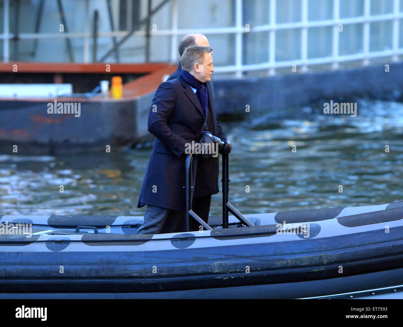 James bond daniel craig set hires stock photography and images Alamy