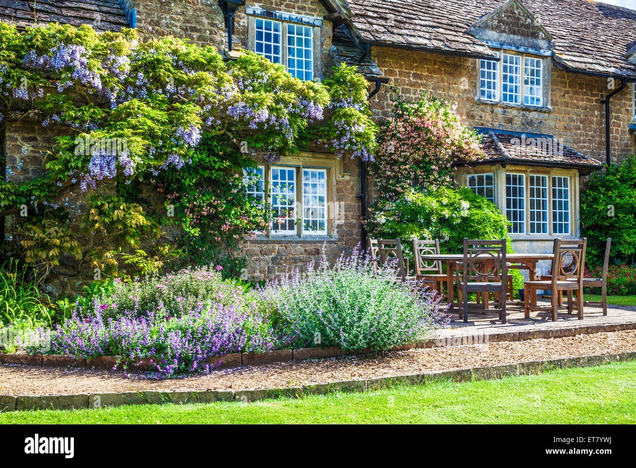 English Country Garden Patio Furniture High Resolution Stock ...