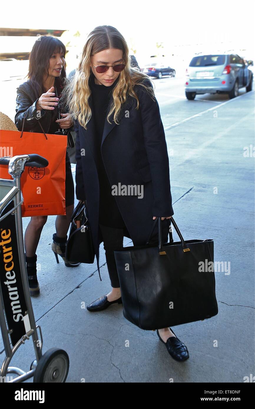 Total 57+ imagen tory burch lax airport