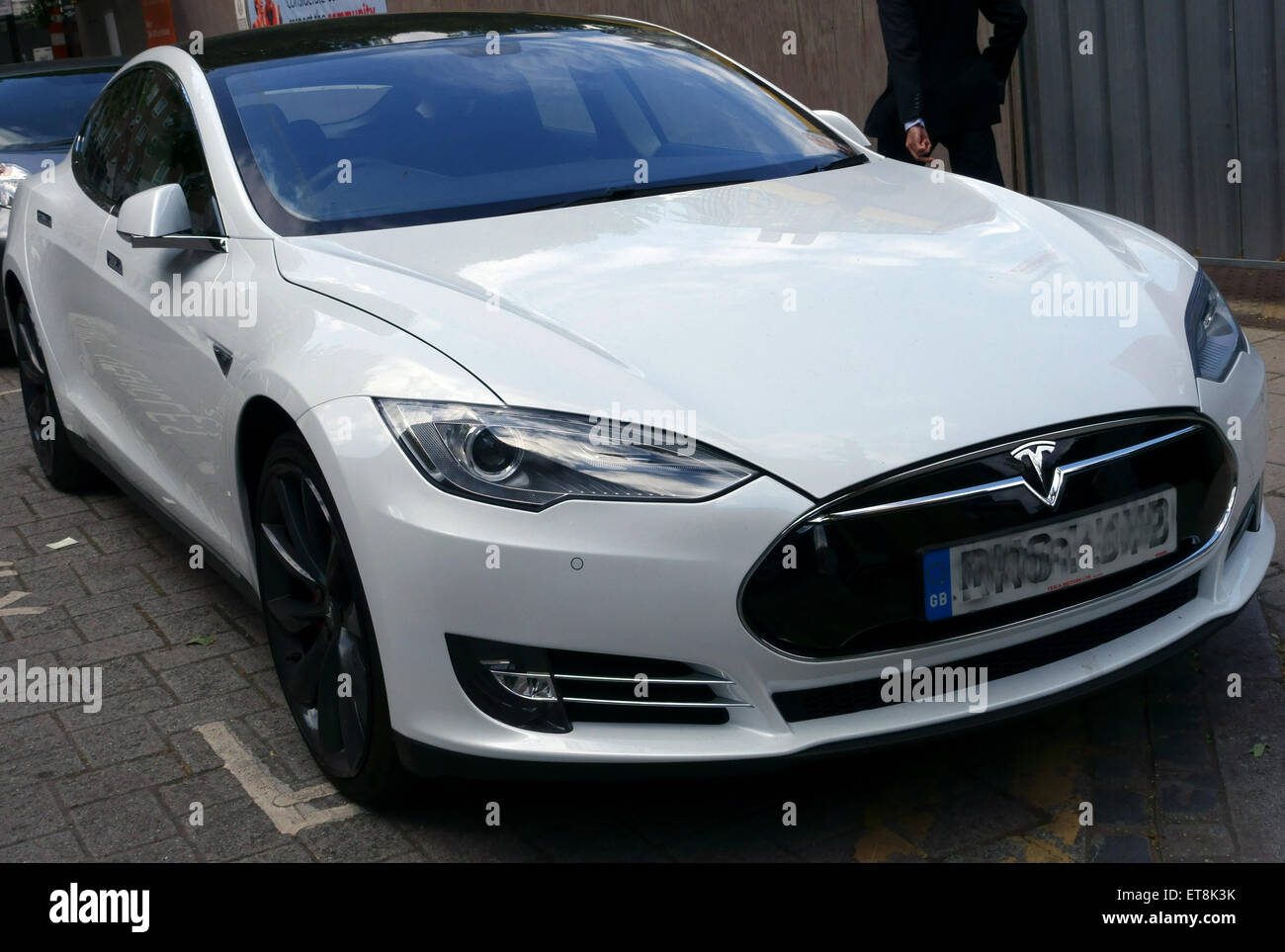 White tesla model s hi-res stock photography and images - Alamy