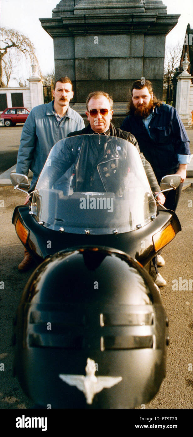 Paul Hammersley (left), Dave Evans and Roy Gilkes (right) are just three of the Cleveland bikers who took part in memorial rides to mark the anniversary of the death of the motorcycling martyr Fred Hill. 10th February 1992. Stock Photo