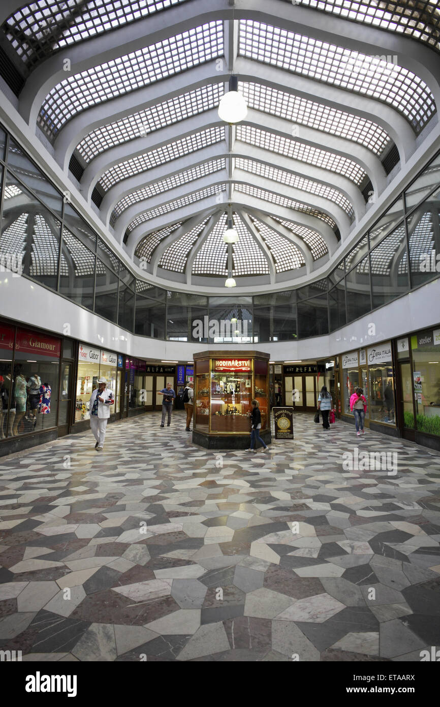 Prague shopping stores street hi-res stock photography and images - Page 2  - Alamy