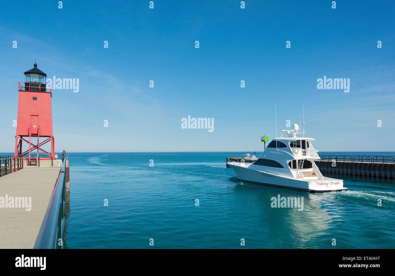 Michigan, Charlevoix, Pine River Channel, powerboat passes historic