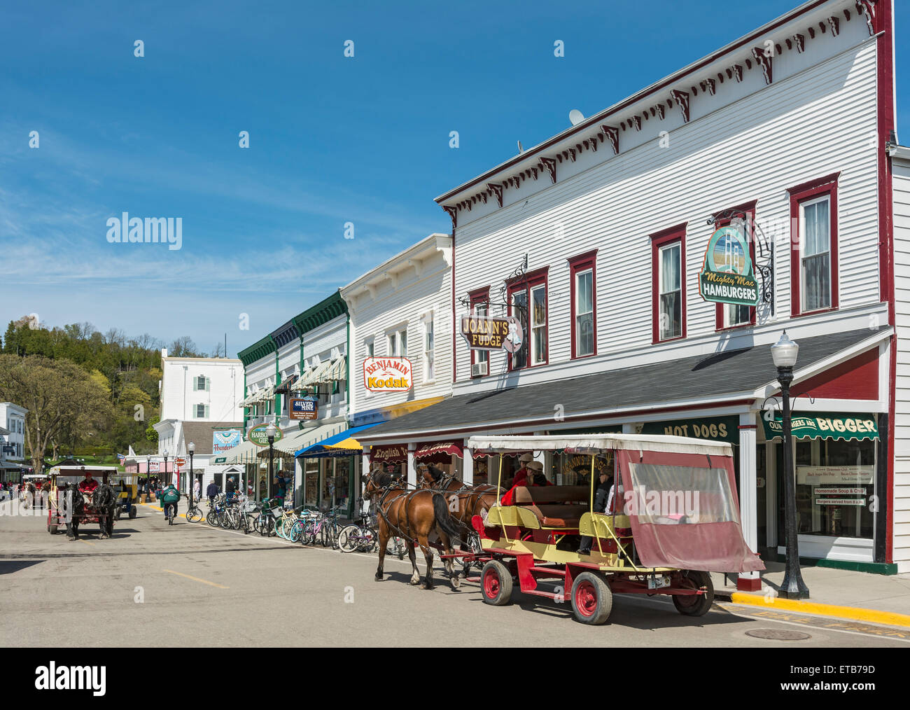 Michigan, Mackinac Island, Main Street, restaurants & shops Stock Photo