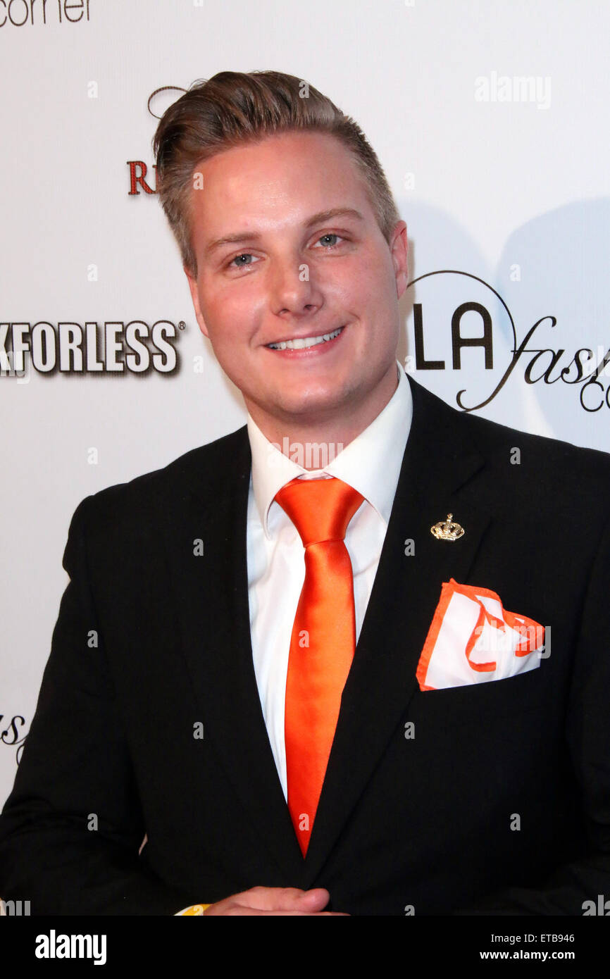 “The Awards Lounge” Annual Red Carpet Event Highlighting the Golden