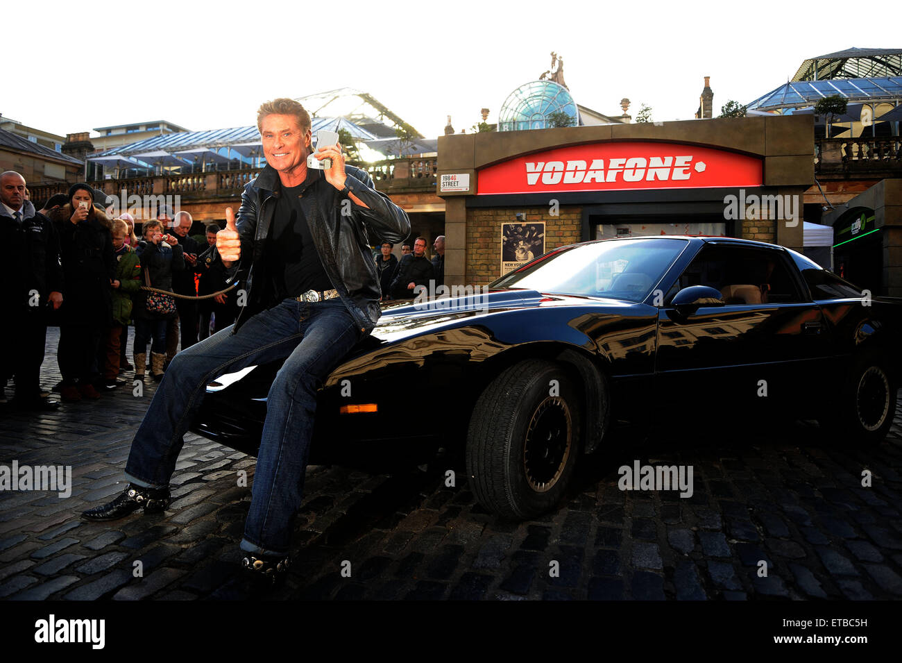 David Hasselhoff and Kitt today launch Vodafones 1984G Street, A 1980s