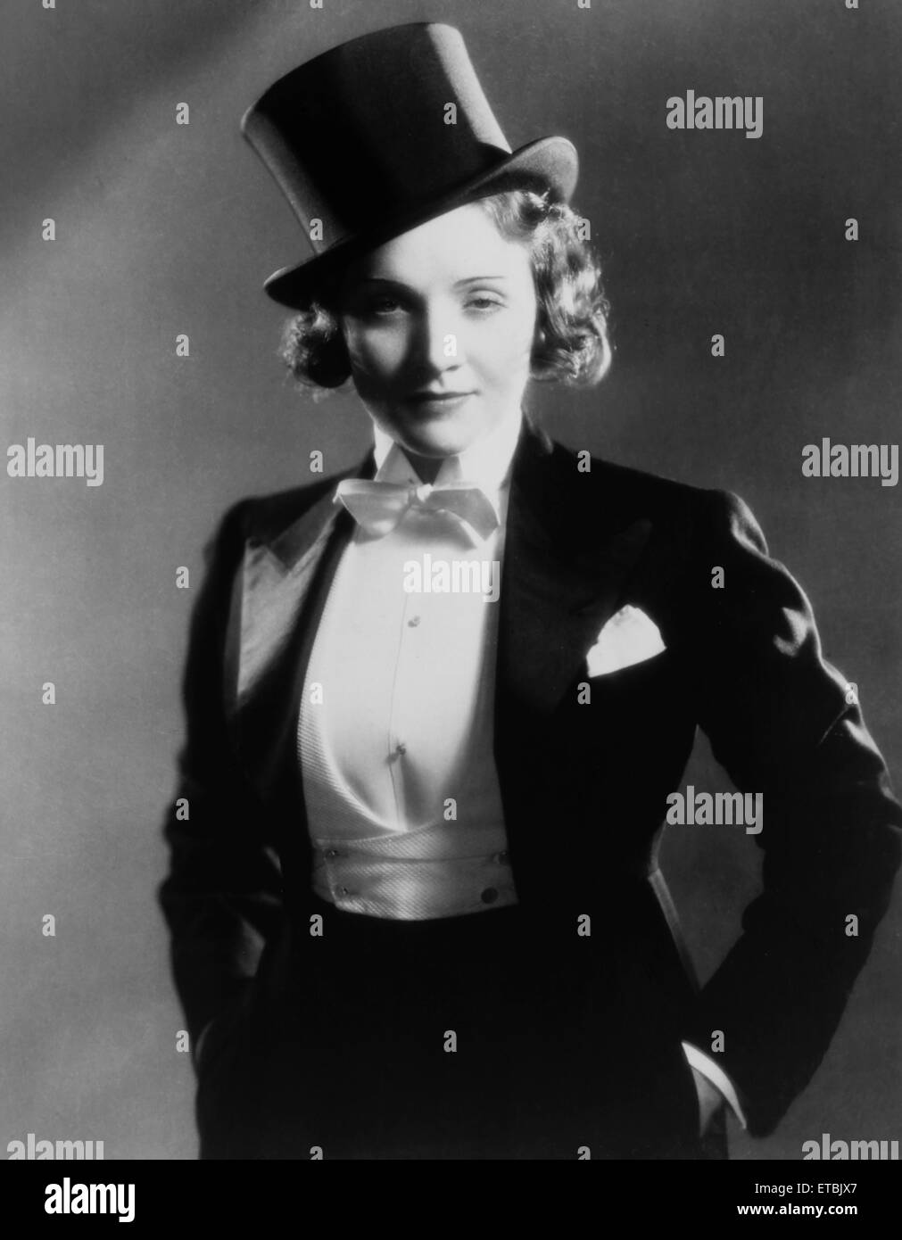 Marlene Dietrich, on-set of the Film 'Morocco', 1930 Stock Photo