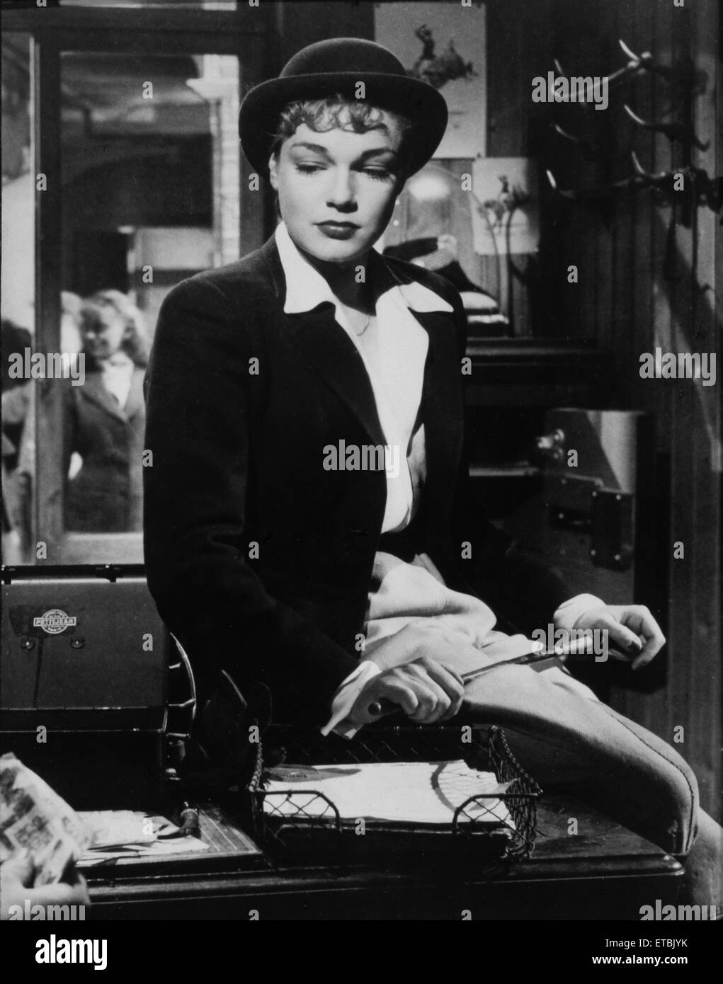 Simone Signoret, on-set of the Film 'Maneges', 1950 Stock Photo