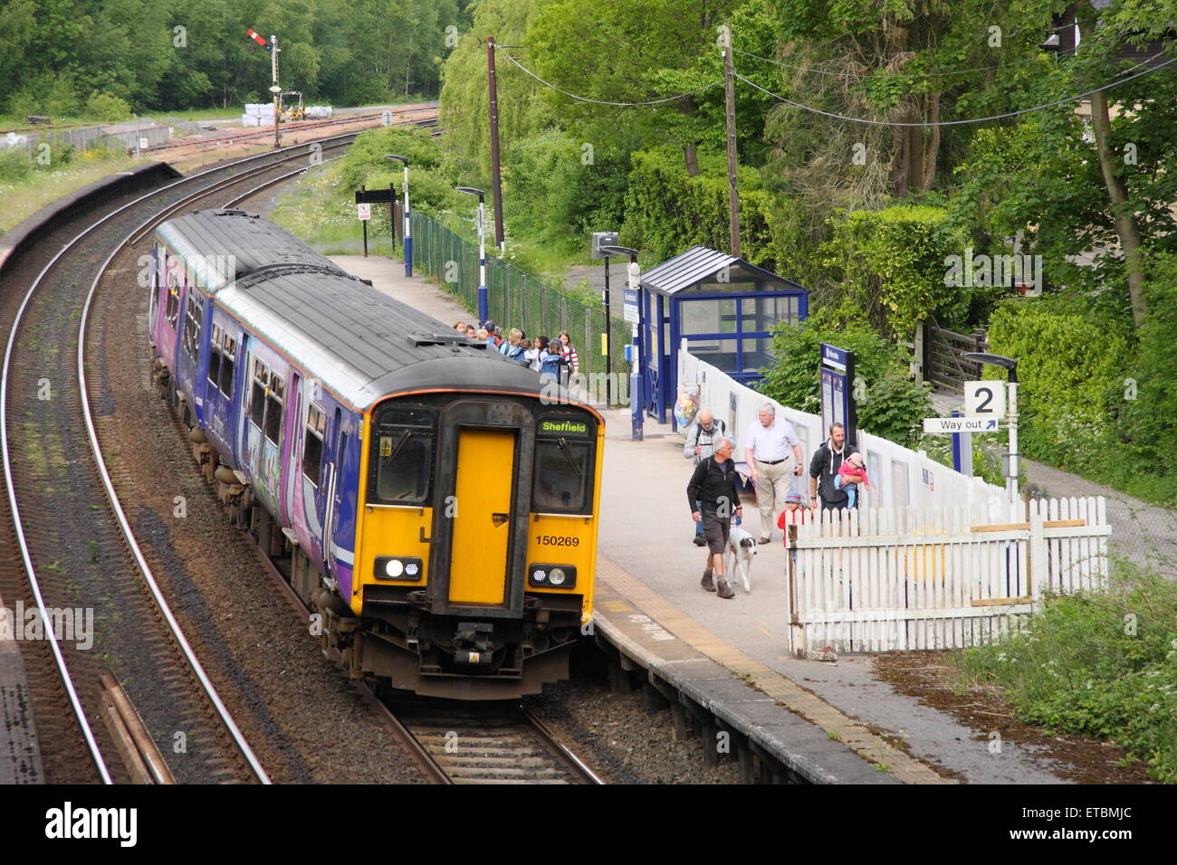 Manchester to sheffield train hi res stock photography and images