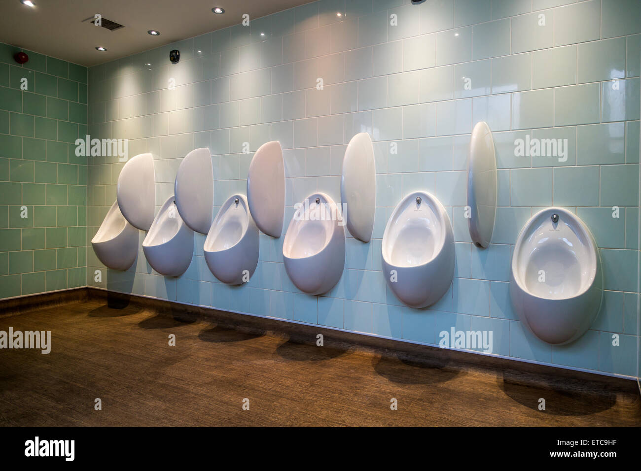 Urinal hires stock photography and images