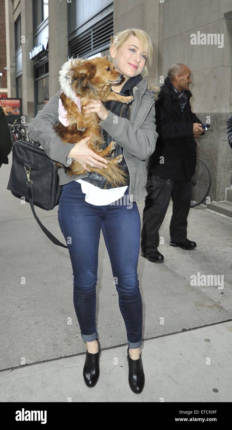 Fappening Paparazzi Iliza Shlesinger naked photo 2017 Hot Paparazzi Iliza Shlesinger naked photo 2017