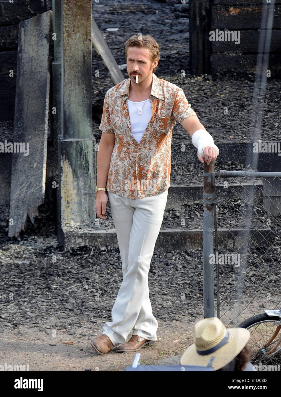 Ryan Gosling and co star Russell Crowe on the set of their new movie ...
