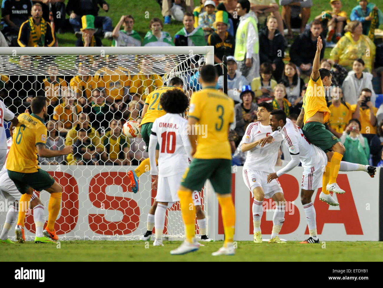 Australia scored two early goals to defeat the United Arab Emirates in the Asian Cup