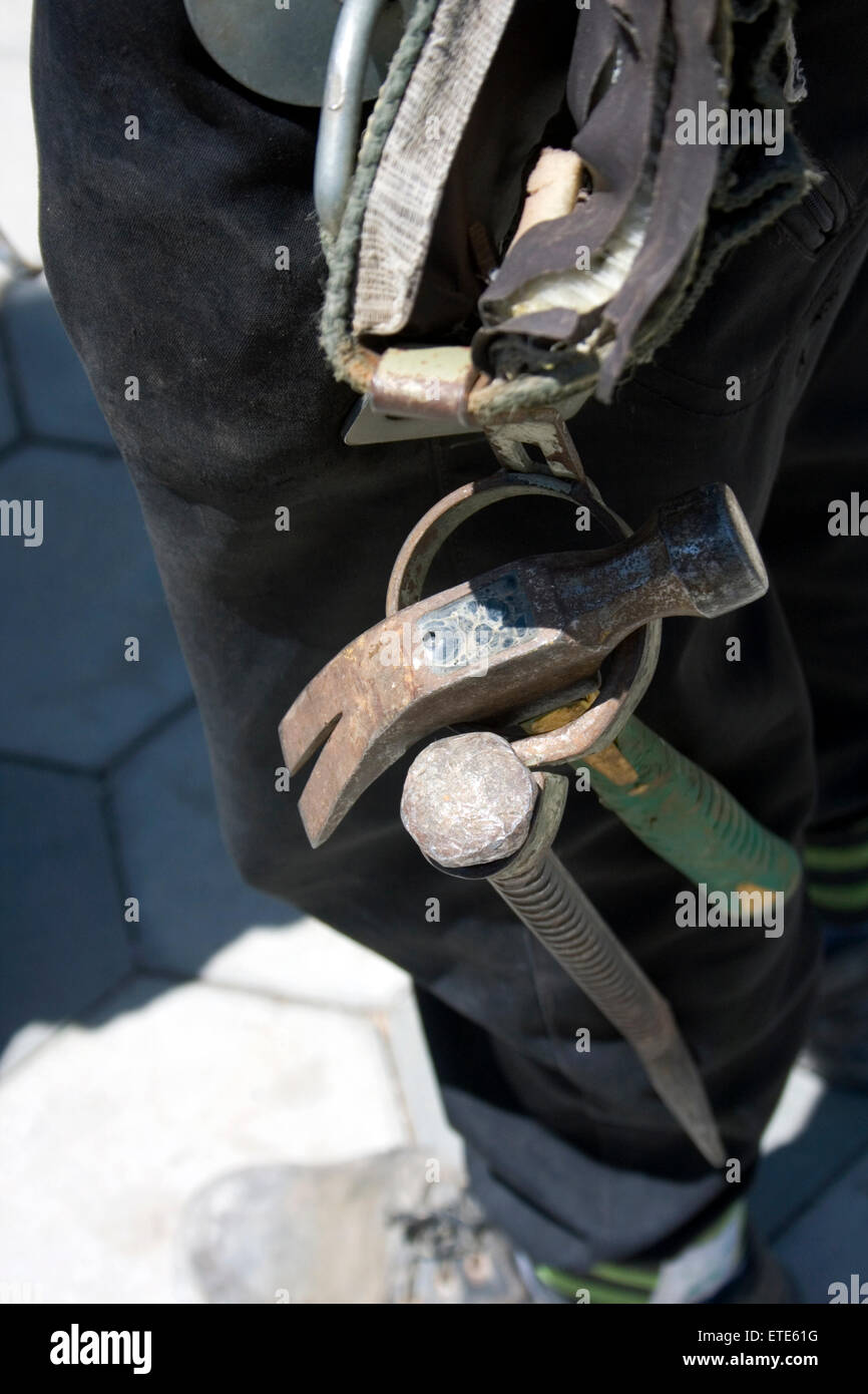 Construction workers tool belt hi-res stock photography and images - Alamy