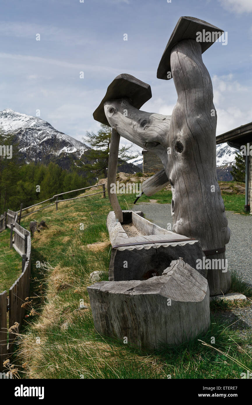 Water well in mountains hi-res stock photography and images - Alamy