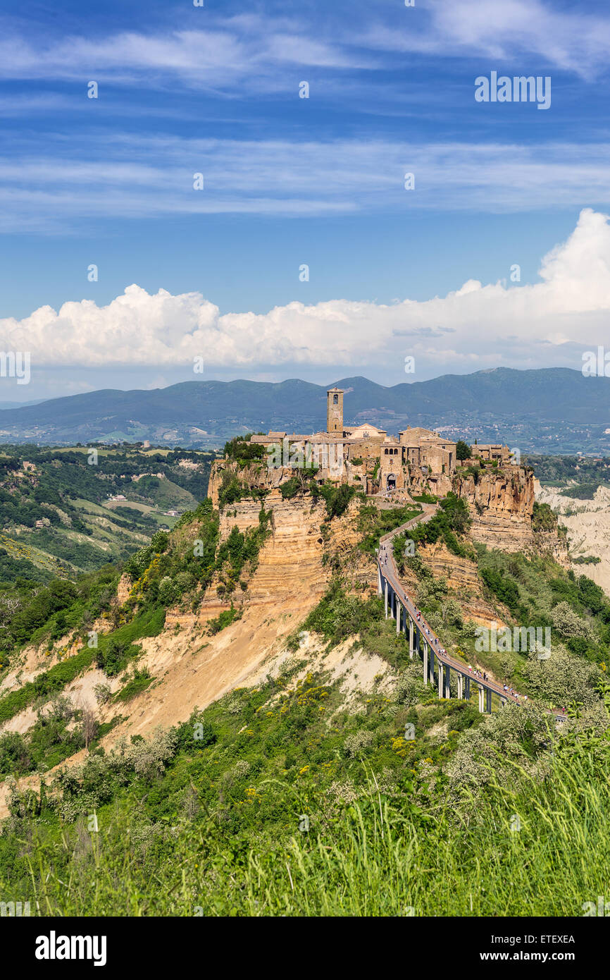 Hill top town hi-res stock photography and images - Alamy