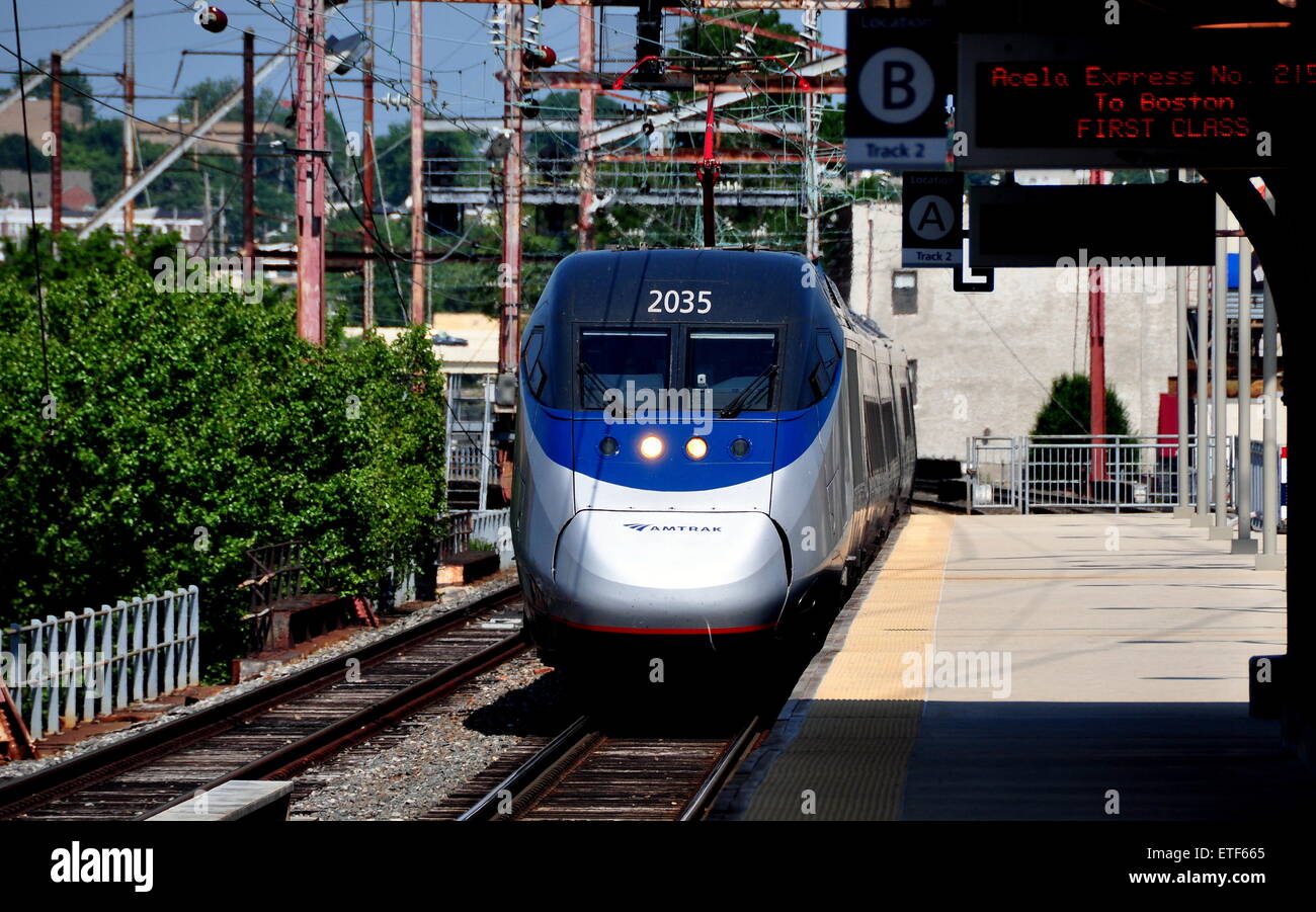 Wilmington, Delaware AMTRAK Acela Express Train No. 2035 pulling into