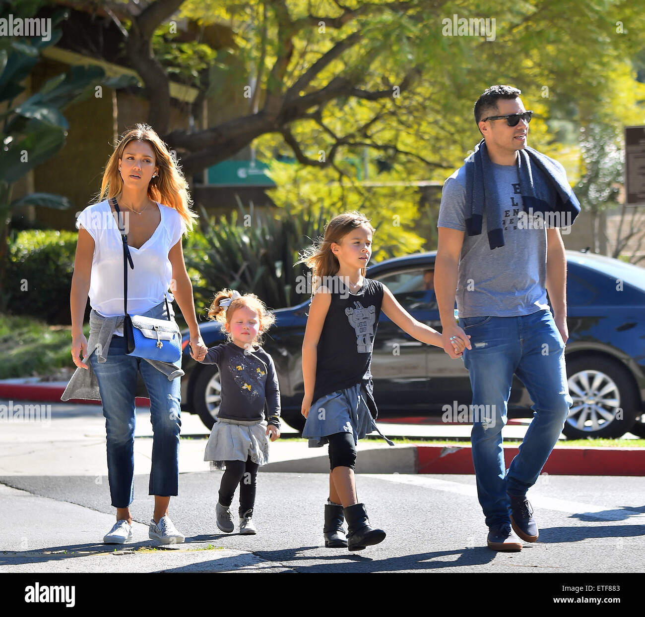 Jessica Alba and Cash Warren take their daughters Honor and Haven to