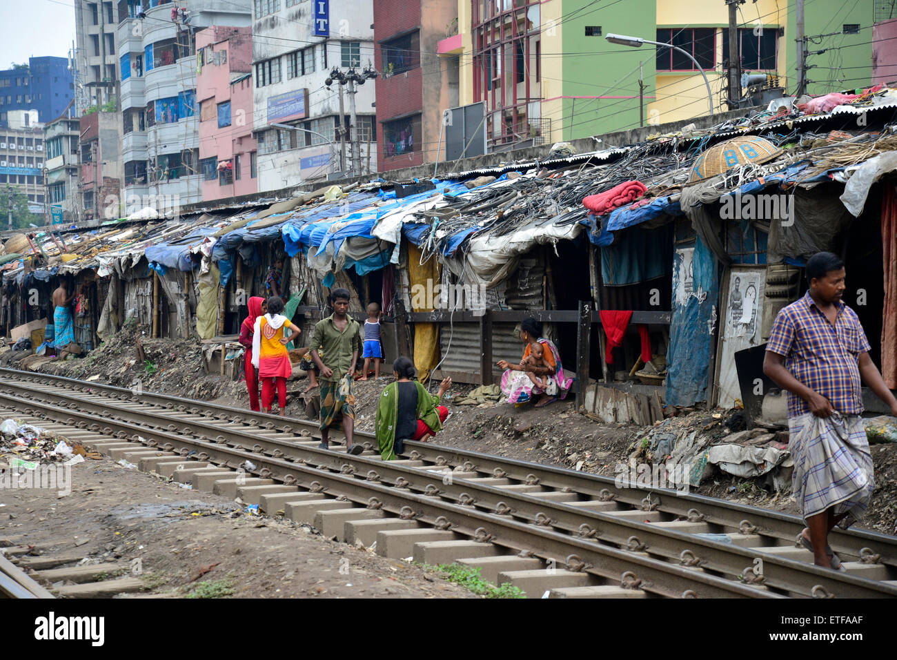 Dhaka, Bangladesh. 13th June, 2015. Peoples Are Living In The Stock ...