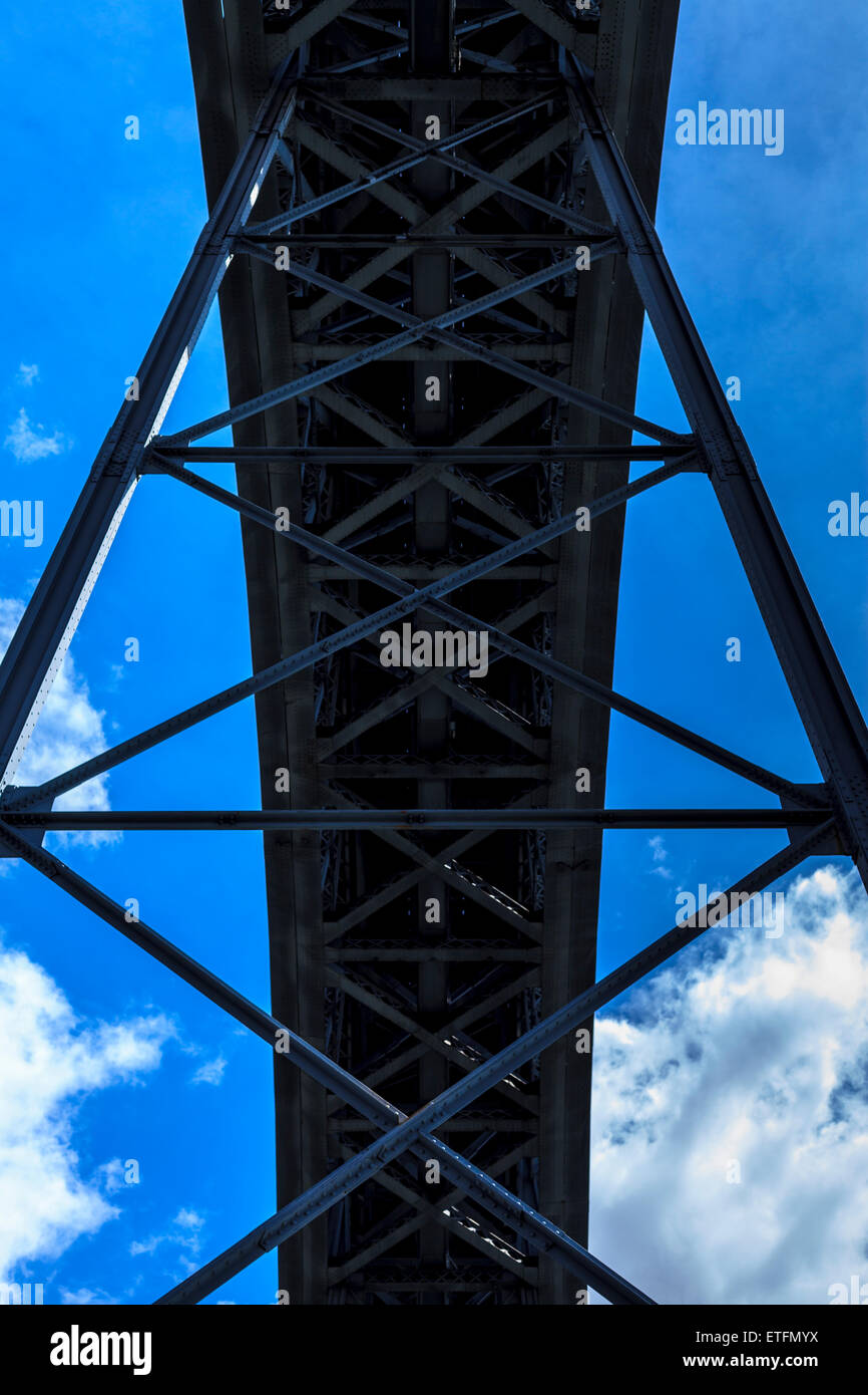Upward shot of upper tier of Dom Luis I bridge - Porto, Portugal Stock Photo
