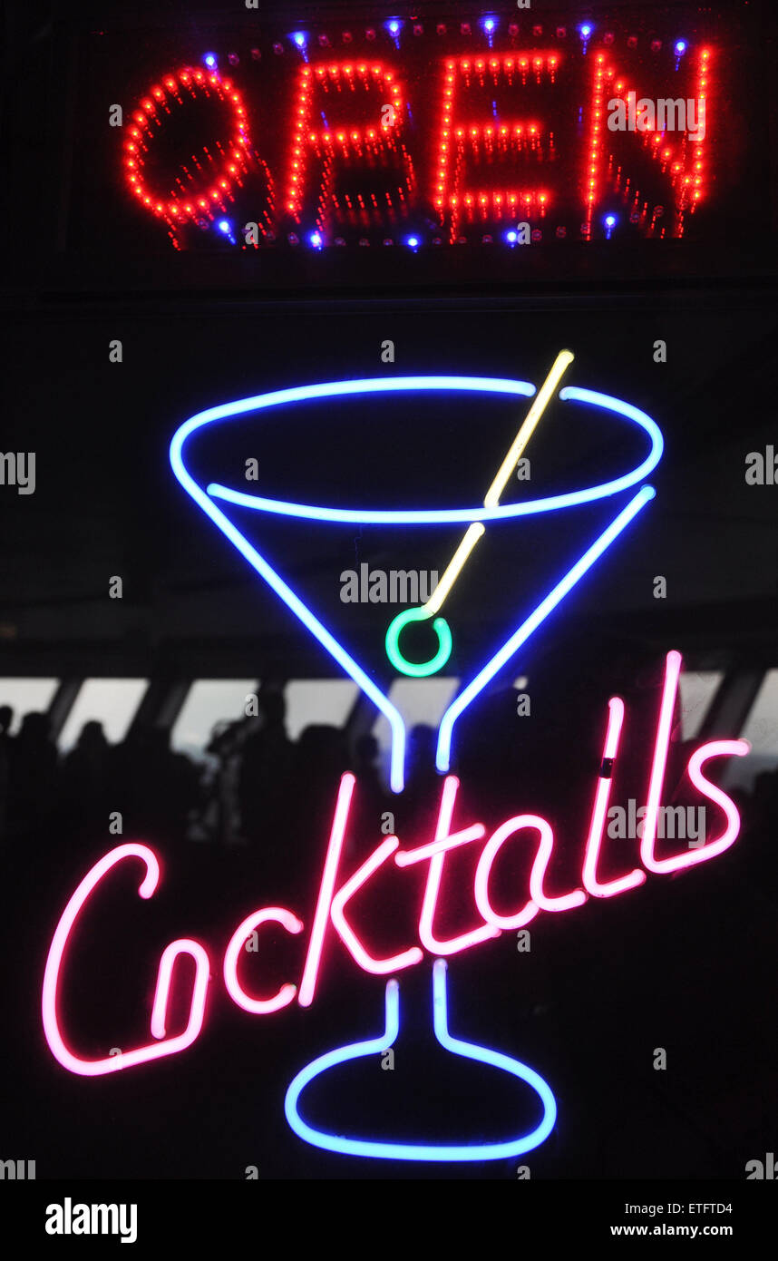 Neon cocktail bar sign Stock Photo