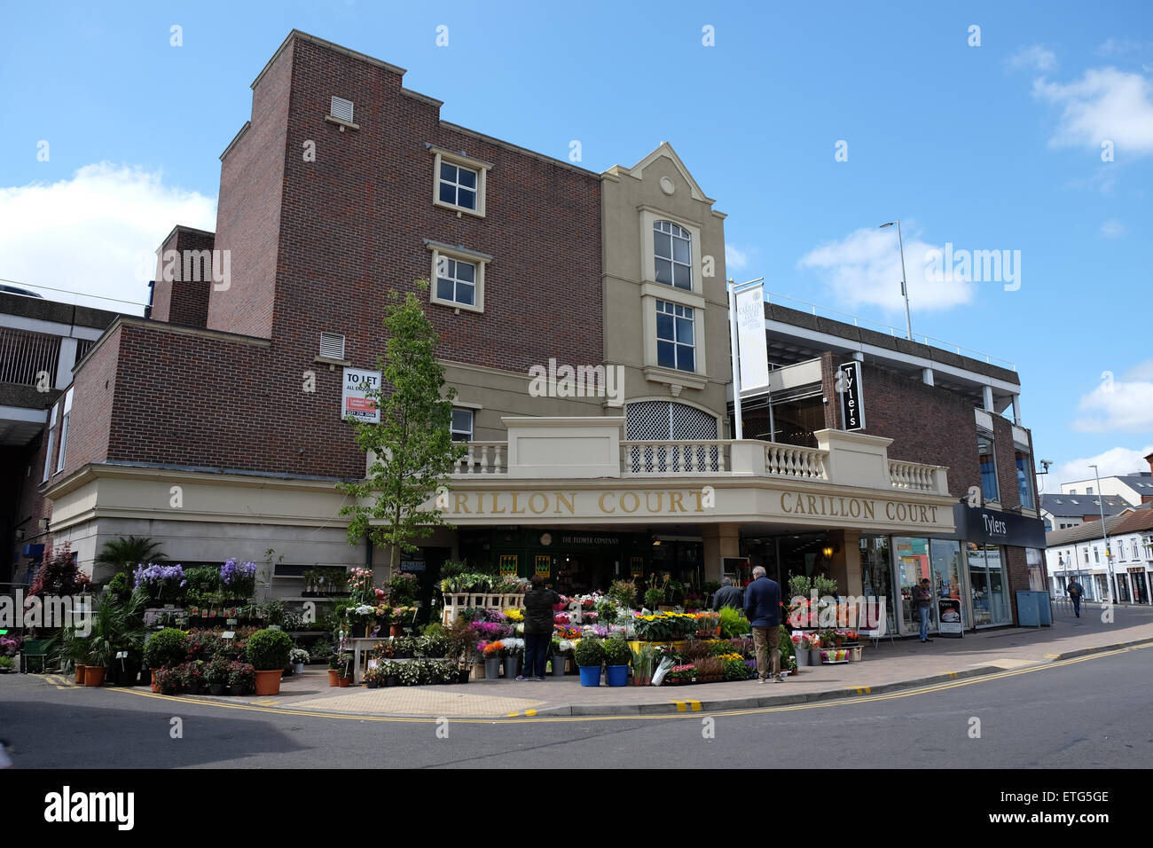Centre court shopping centre hi res stock photography and images Alamy Centre court shopping centre hi res stock photography and images Alamy
