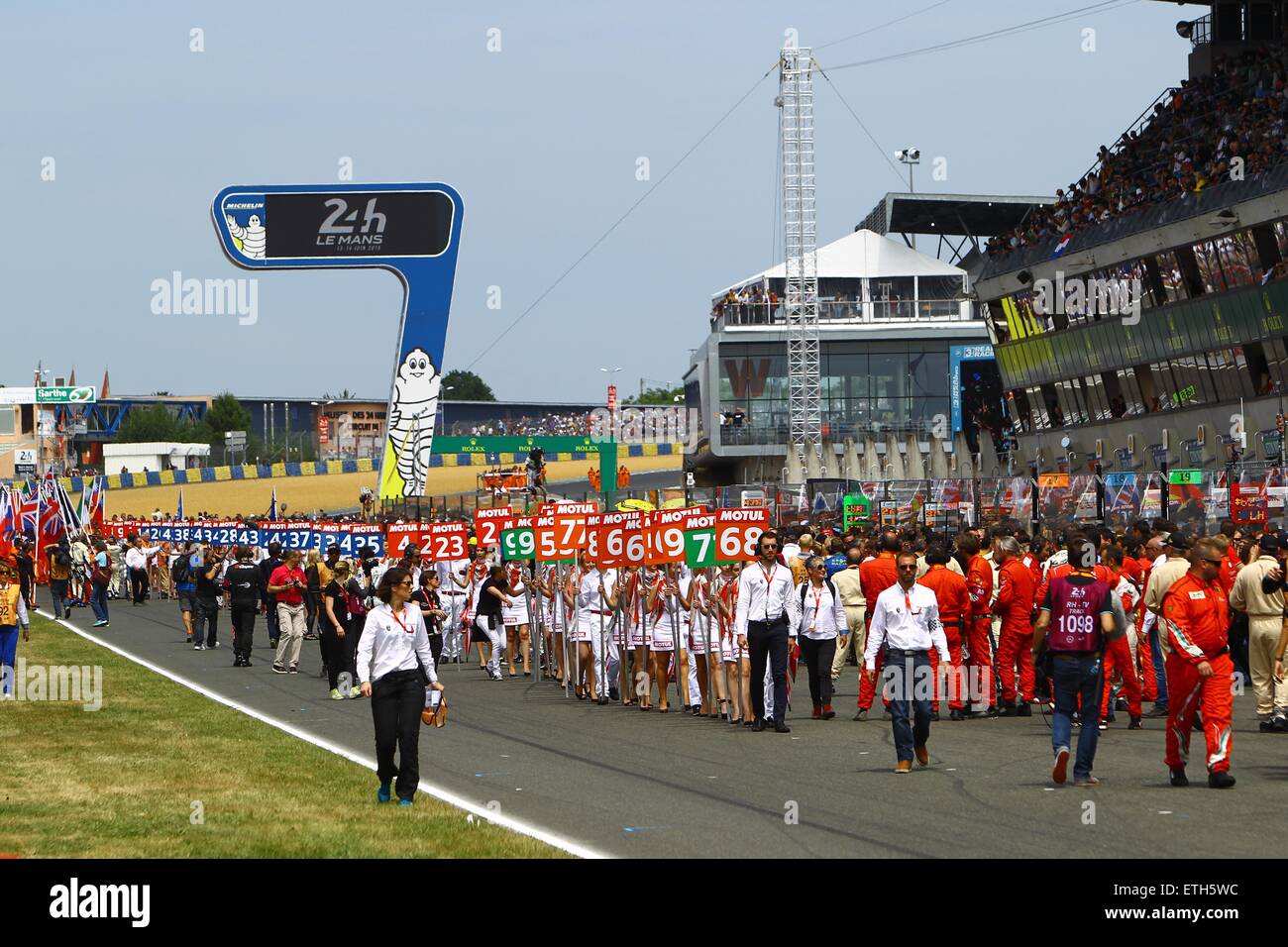 Le Mans Race Start Stock Photos & Le Mans Race Start Stock Images Alamy
