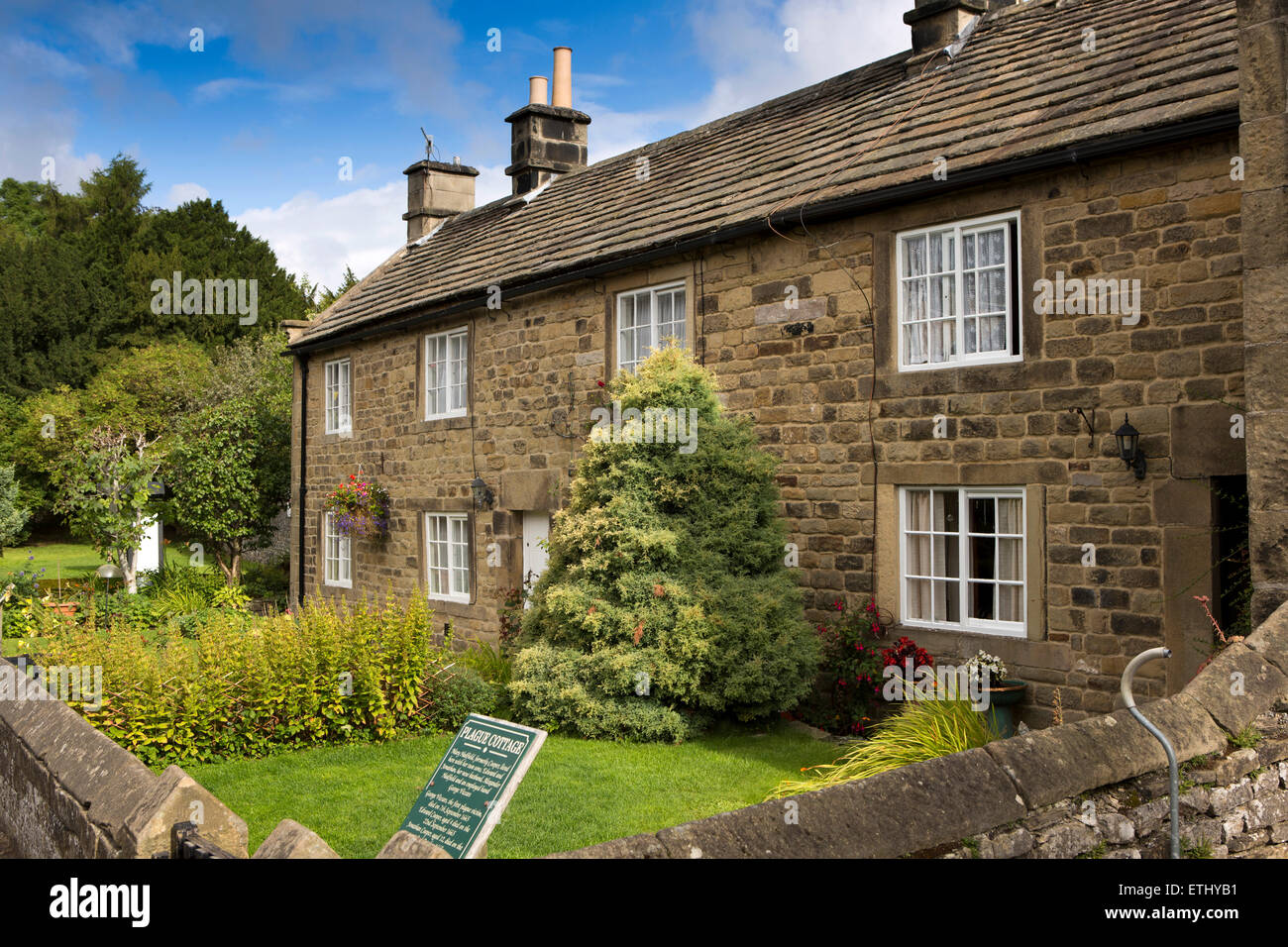 UK, England, Derbyshire, Eyam, Church Street ,Plague Cottage, where George Viccars, first victim lived Stock Photo