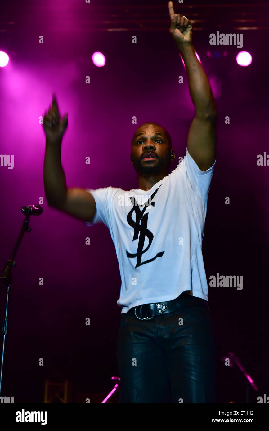 London,  UK. 13th June, 2015. Around 3000 attends the Gospel Fest 2015 preforms by Gospel music icon Kirk Franklin an Americ performs anticipated and critically acclaimed Explosive & Dynamic Gospel Ministry in the Copper Box Arena, Queen Elizabeth Olympic Park. Credit:  See Li/Alamy Live News Stock Photo