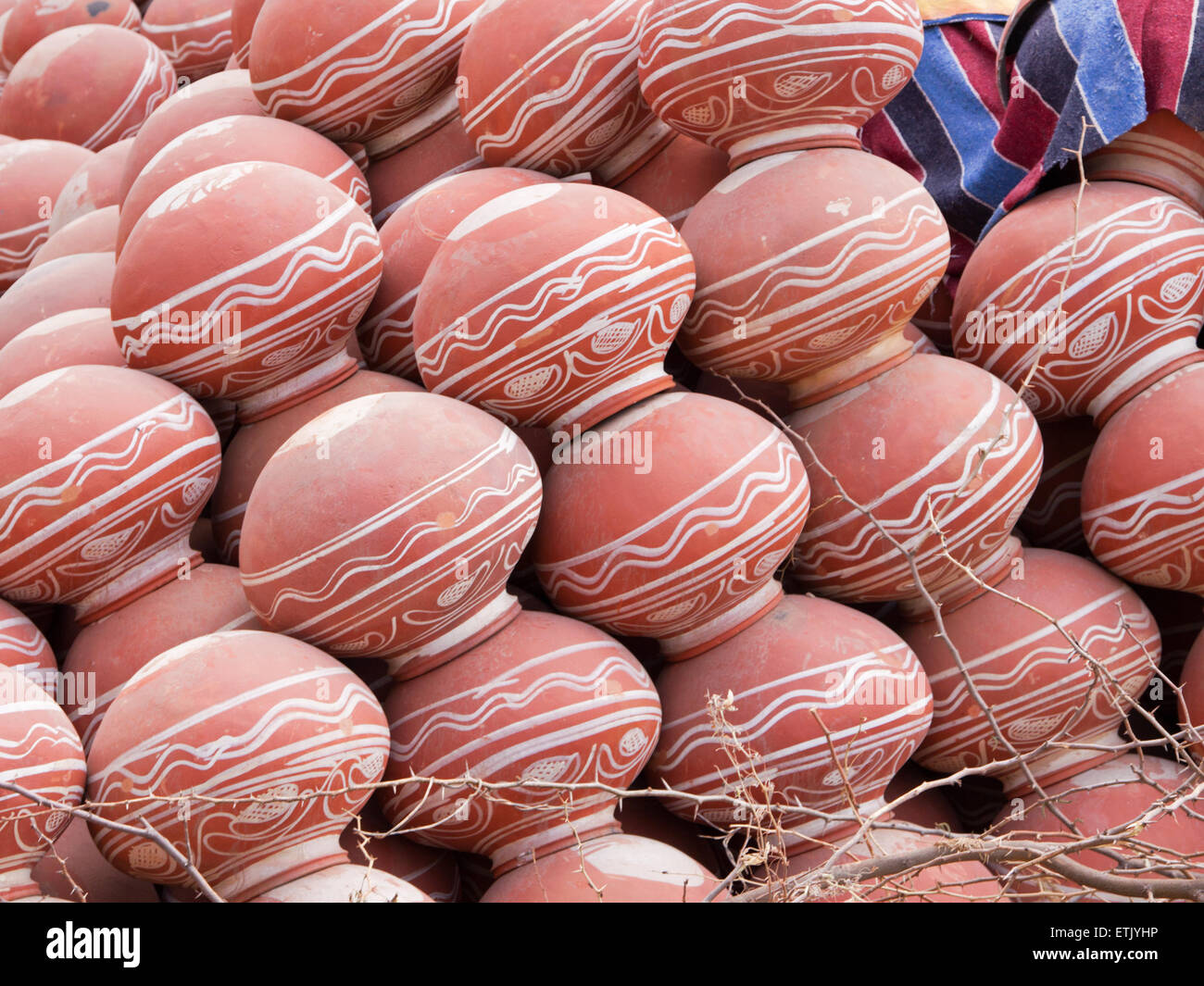 Indian clay cooking pots hires stock photography and images Alamy