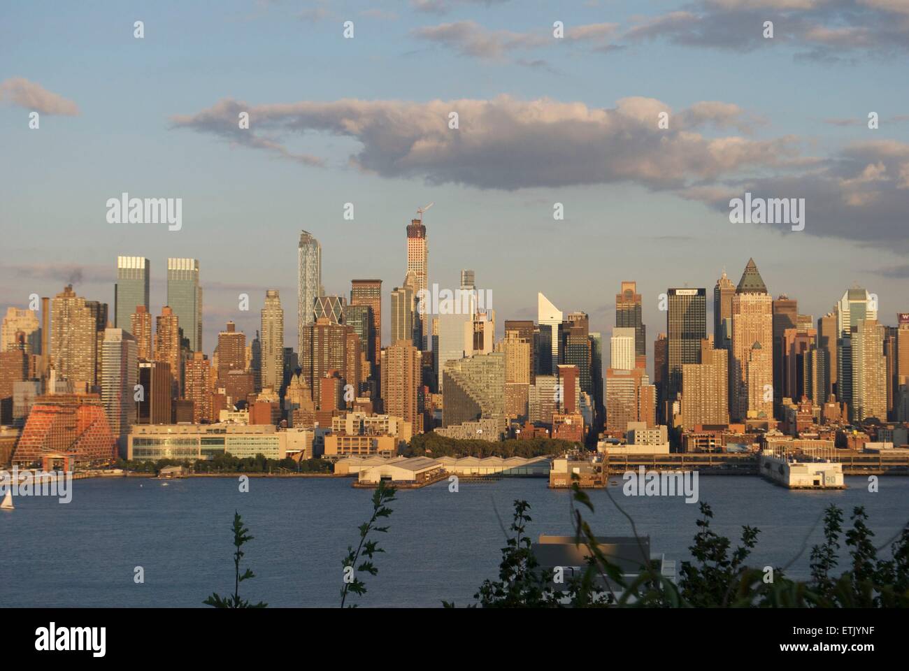 new york from new jersey side Stock Photo - Alamy